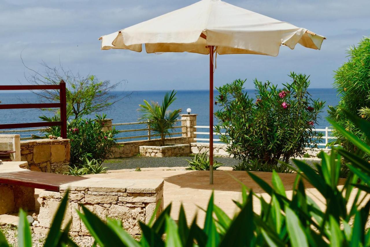 הוילה קאלהטה Casita Solemar Direkt Am Atlantik מראה חיצוני תמונה
